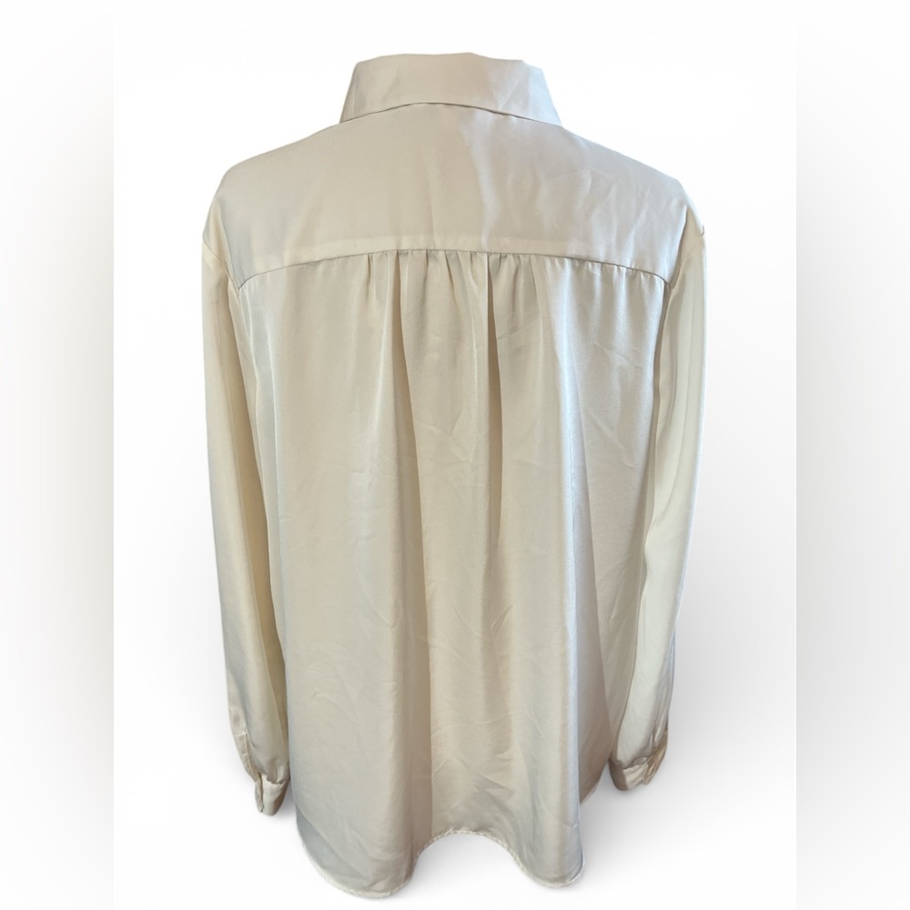 Express Cream Satin Look & Feel Button-Down Shirt w/Rhinestone buttons XL TL - Picture 4 of 13